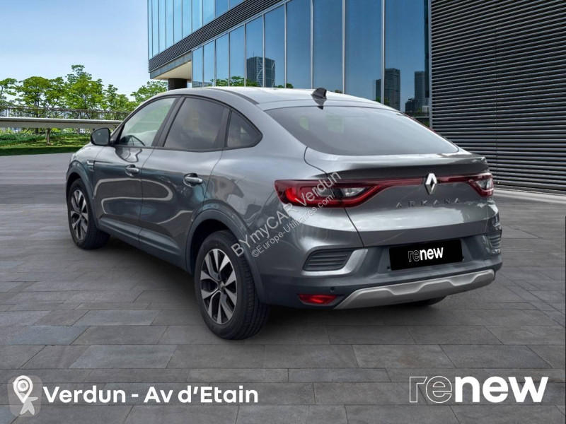 Véhicule utilitaire Renault Arkana mild hybrid...
