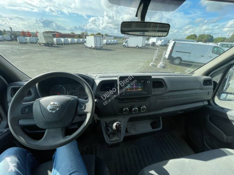 Furgoneta Nissan