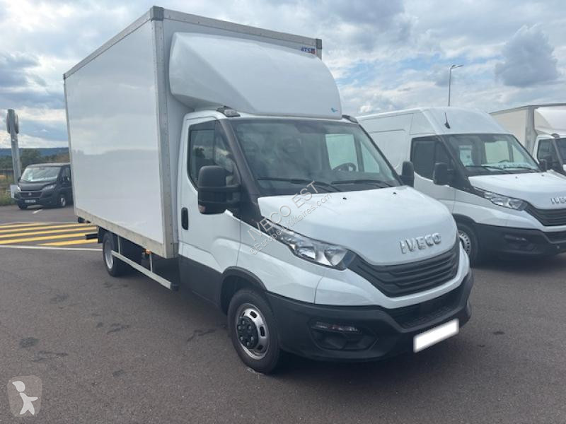 Furgoneta Iveco CCb 35C16H3.0 caisse hayon 35...