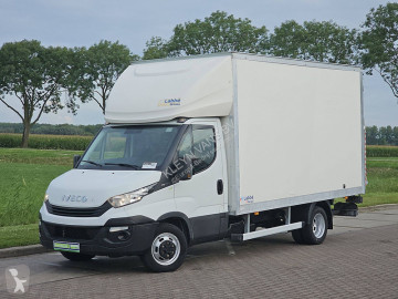 Fourgon utilitaire Iveco