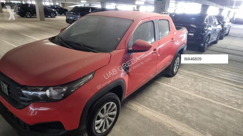 Véhicule utilitaire Fiat strada