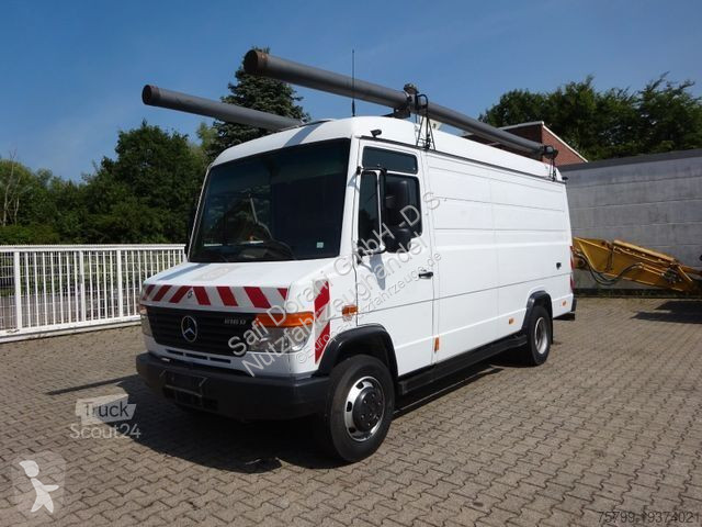 Furgoneta Mercedes 616D Kastenwagen 4x2