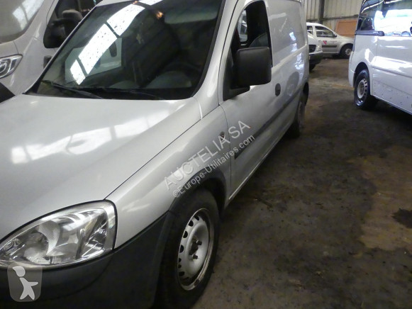Véhicule utilitaire Opel CDTI