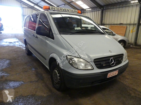 Véhicule utilitaire Mercedes 111 CDI