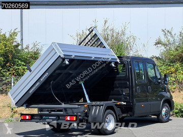 Trilateral Iveco nueva