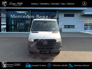 Con volquete Mercedes