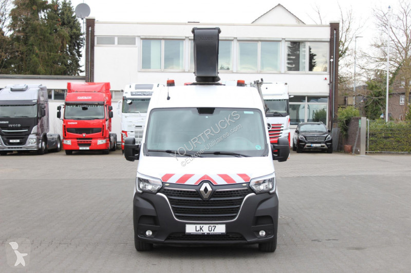 Véhicule utilitaire Renault 145 E6 Klubb KL-26...