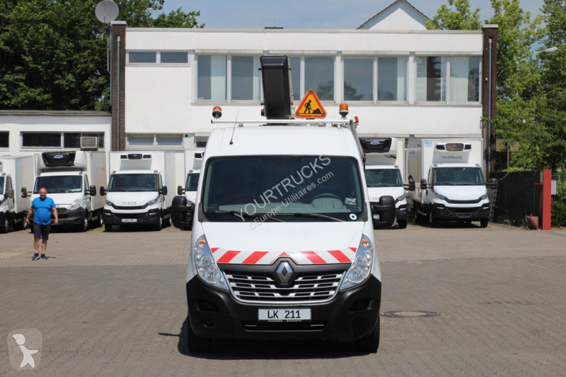 Véhicule utilitaire Renault Versalift ET26L 10m...