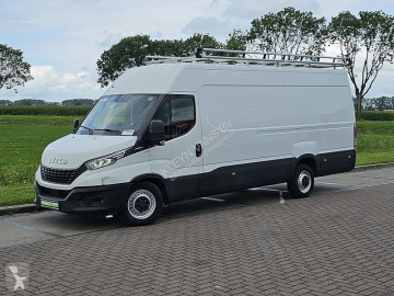 Caja cerrada Iveco