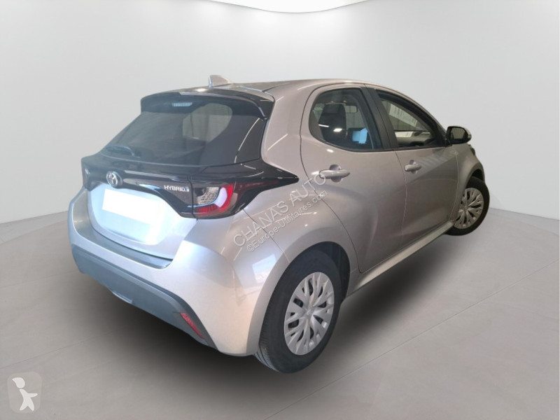 Autoutilitară Toyota HYBRIDE 116H DYNAMIC BUSINESS