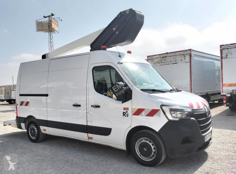 Autoutilitară Renault 2.3 DCI 150