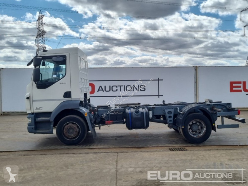 Furgoneta LF220