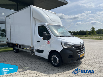 Utilitaire caisse grand volume Renault