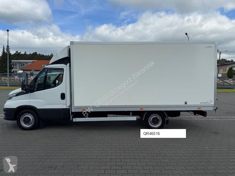 Furgoneta Iveco 35S18 Kontener 4,5m Drzwi Tył Lift