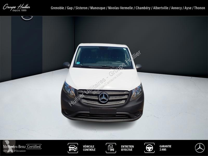 Véhicule utilitaire Mercedes 116 CDI Fourgon...