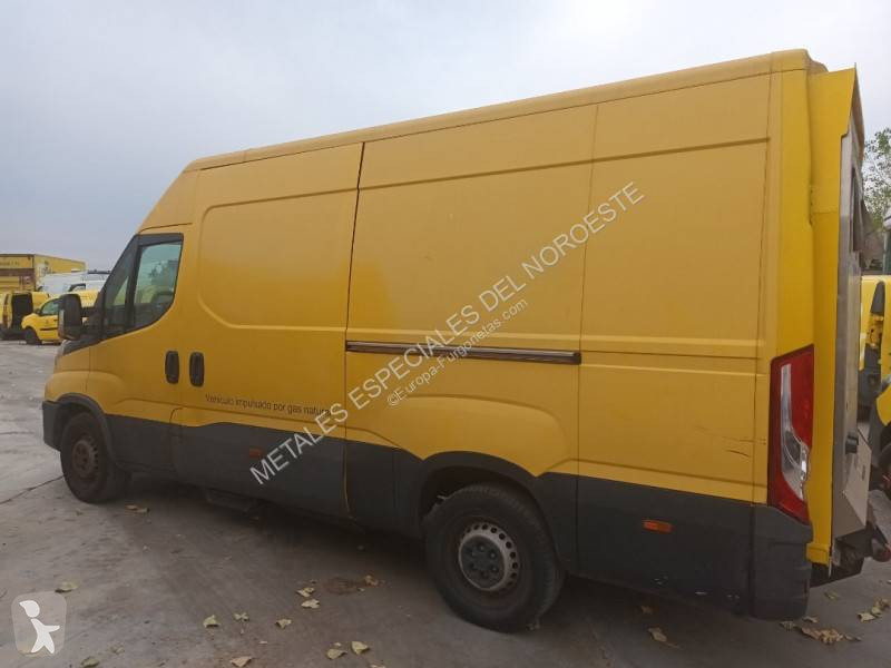 Furgoneta Iveco