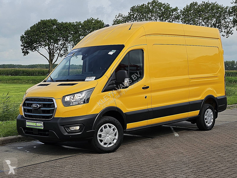 Užitkové vozidlo Ford L3H3 68kWh Navi! E-