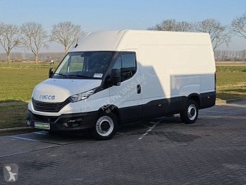 Caja cerrada Iveco