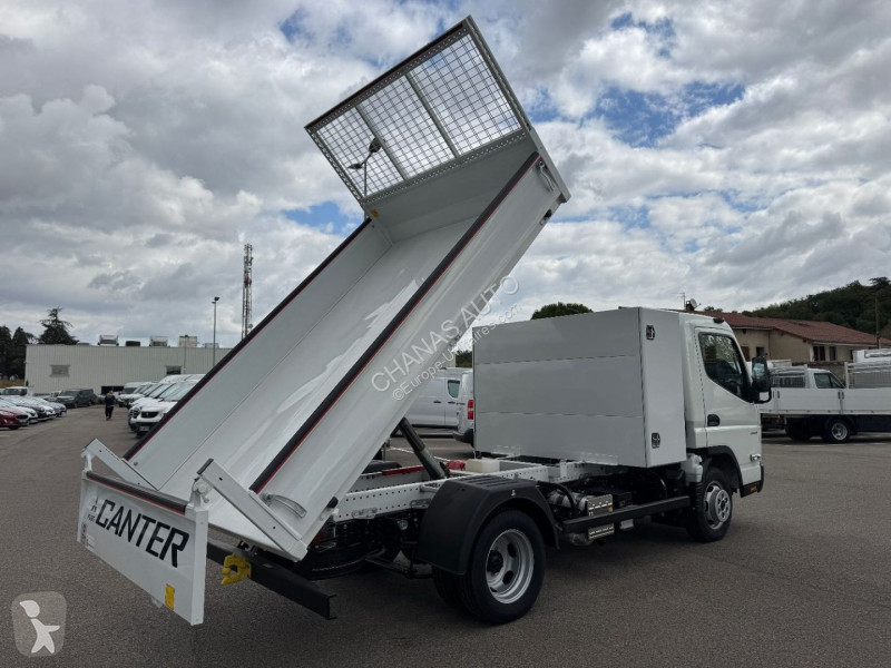 Véhicule utilitaire Mitsubishi 3C15 150CV 3L...