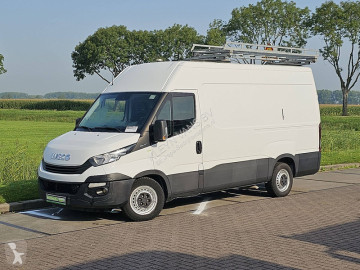 Caja cerrada Iveco