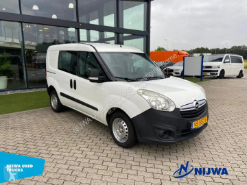 Fourgon utilitaire Opel