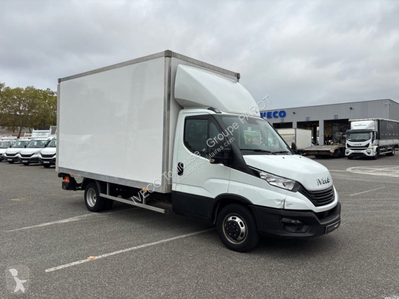 Užitkové vozidlo Iveco 35C16H3.0 empattement 4100