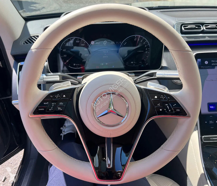 Autoutilitară Mercedes S450e...