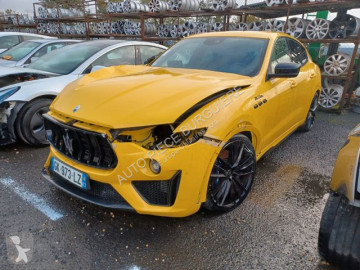 Voiture 4X4 / SUV Maserati