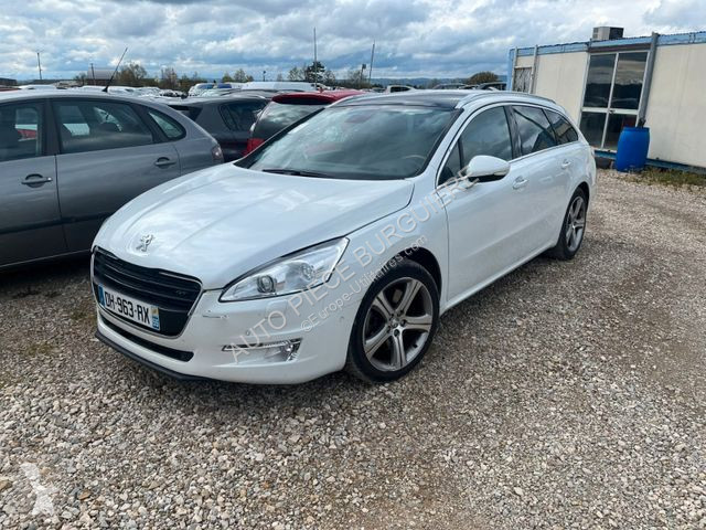 Véhicule utilitaire Peugeot SW 2.2 HDi 204 GT...