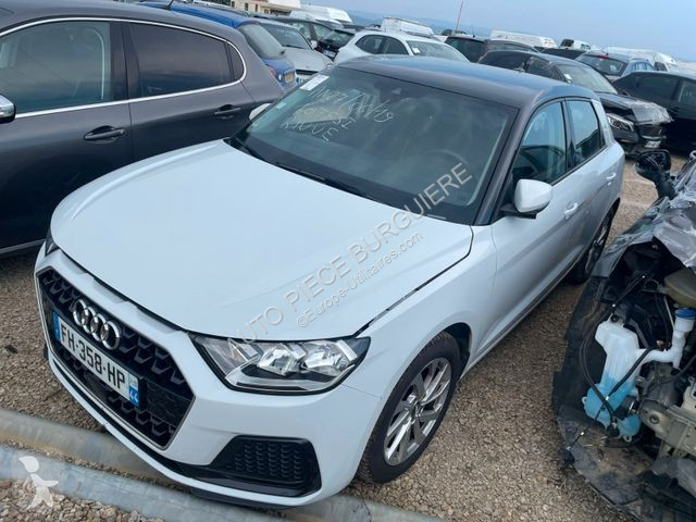 Véhicule utilitaire Audi 1.0 25 TFSi 95...