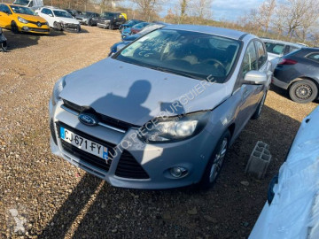 Voiture berline Ford