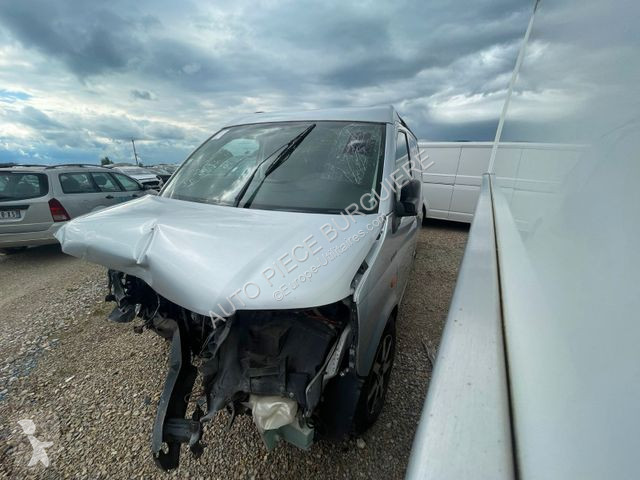 Véhicule utilitaire Volkswagen T5 2.5 TDi 174...