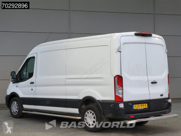 Caja cerrada Ford