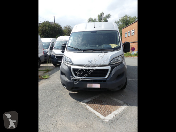 Véhicule utilitaire Peugeot