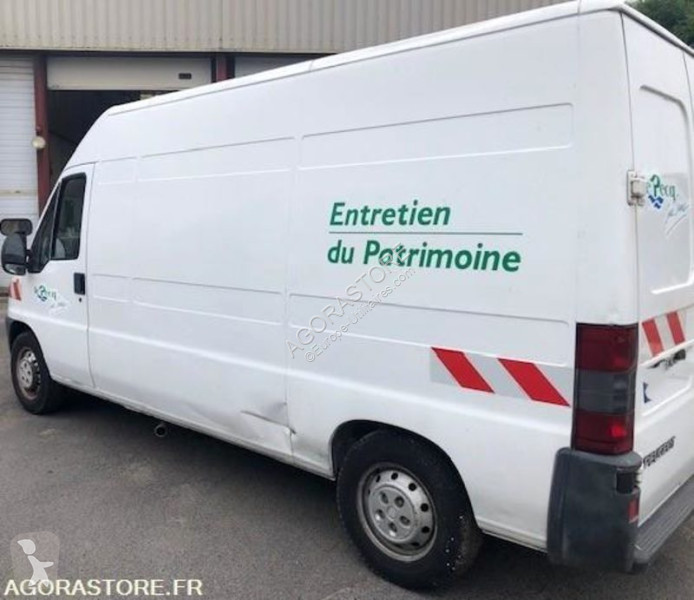 Véhicule utilitaire Peugeot BOXER