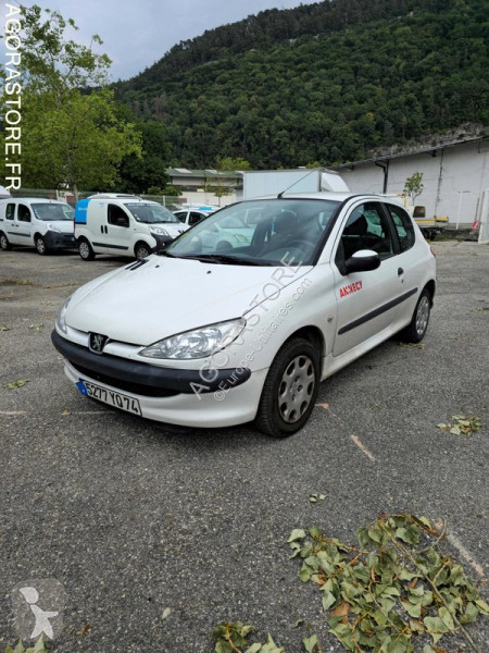 Véhicule utilitaire Peugeot 206