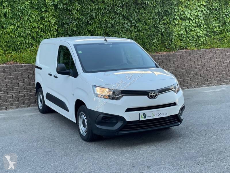 Véhicule utilitaire Toyota City 1.5D-4D 100HP 3L