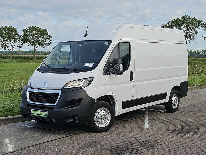 Furgoneta Peugeot 2.2 BHDI 120 L2H2 PREM