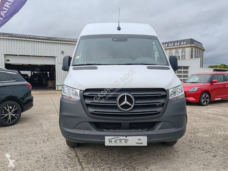 Véhicule utilitaire Mercedes