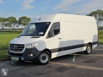 Caja cerrada Mercedes