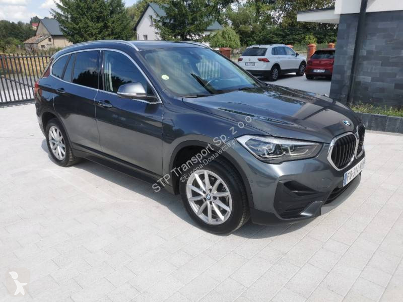 Véhicule utilitaire BMW