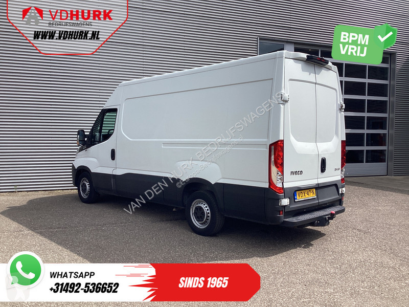 Véhicule utilitaire Iveco 35S16V 2.3 ZF Aut....