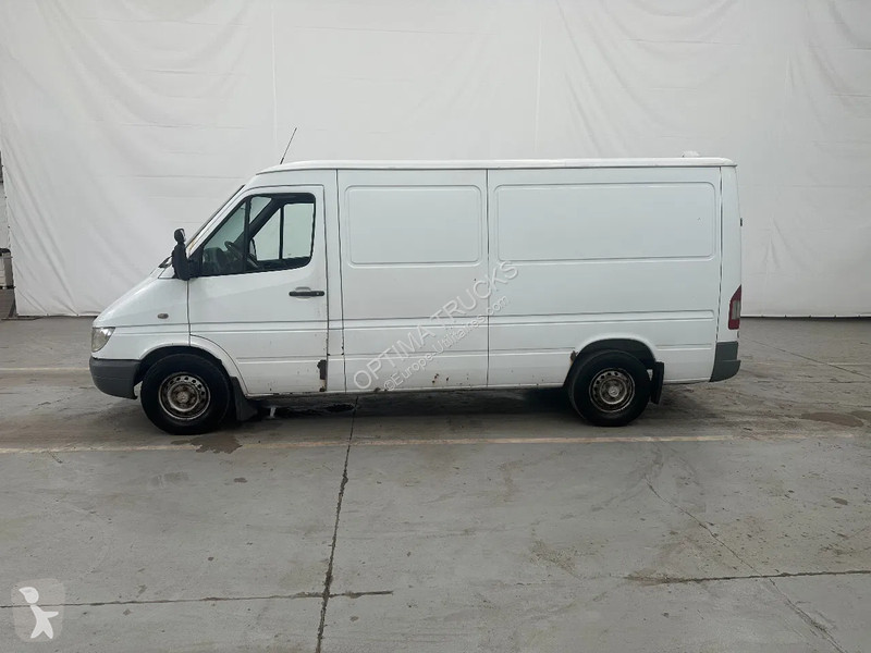 Véhicule utilitaire Mercedes 316 EURO 3