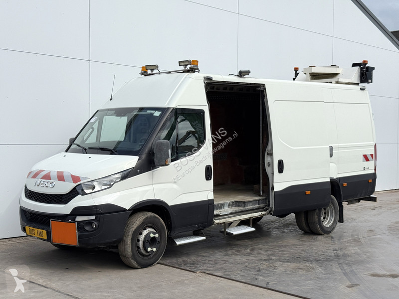 Véhicule utilitaire Iveco 70C17 3.0 **Engine...