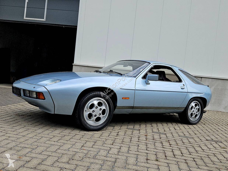 Véhicule utilitaire Porsche 928_