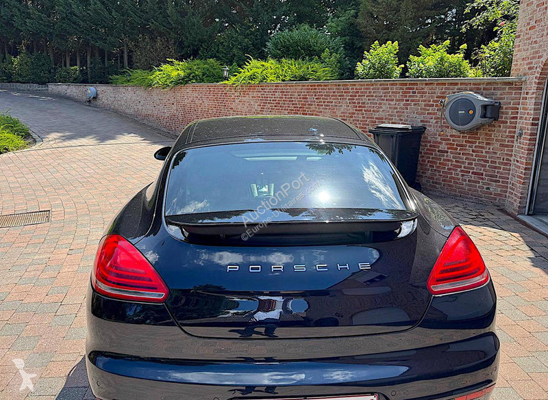 Véhicule utilitaire Porsche 3.0 V6 Diesel