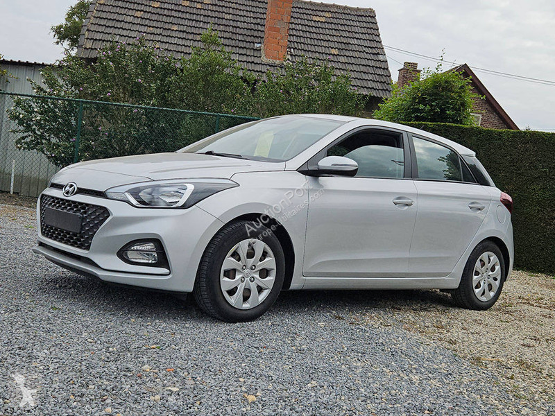 Véhicule utilitaire Hyundai 1.2 i20