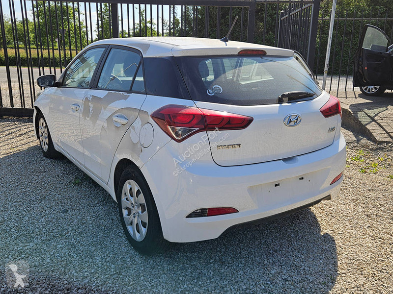 Véhicule utilitaire Hyundai 1.2 i20