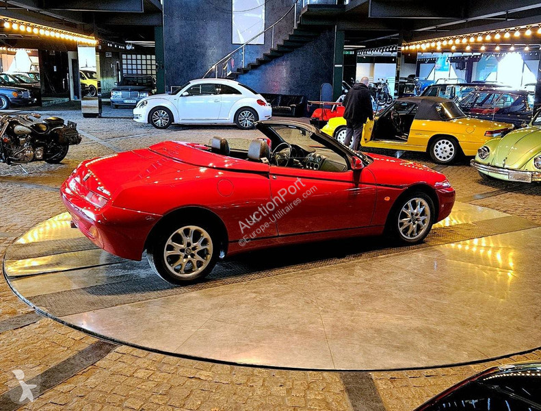 Véhicule utilitaire Alfa-Roméo (916 - update 3)...