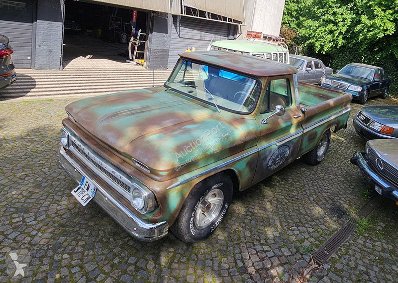 Véhicule utilitaire Chevrolet C10